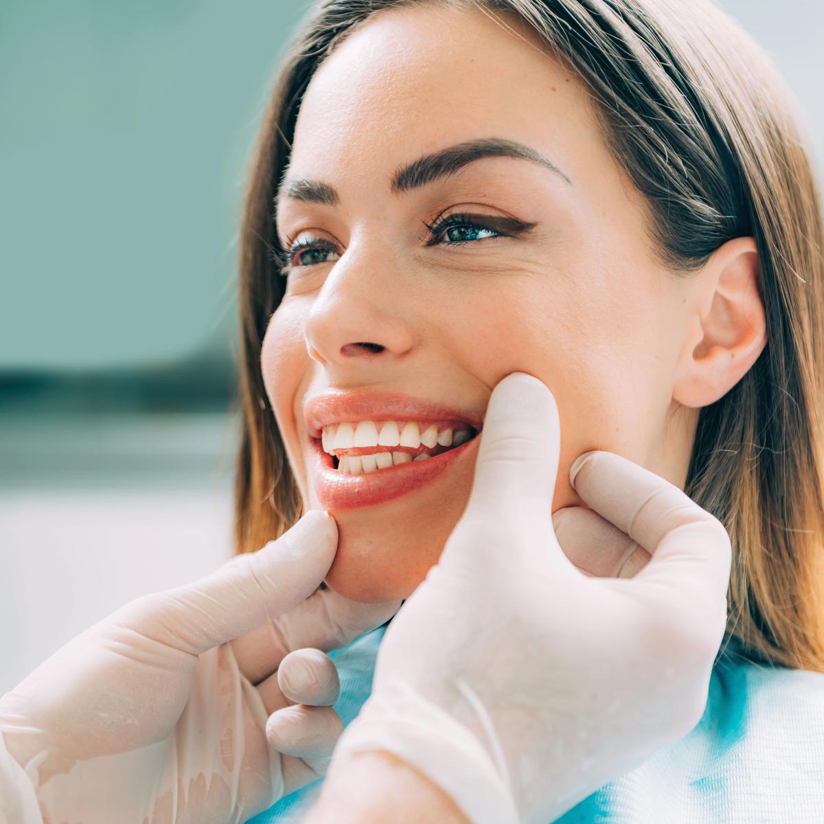 Porcelain Veneers at Oakwood Dental